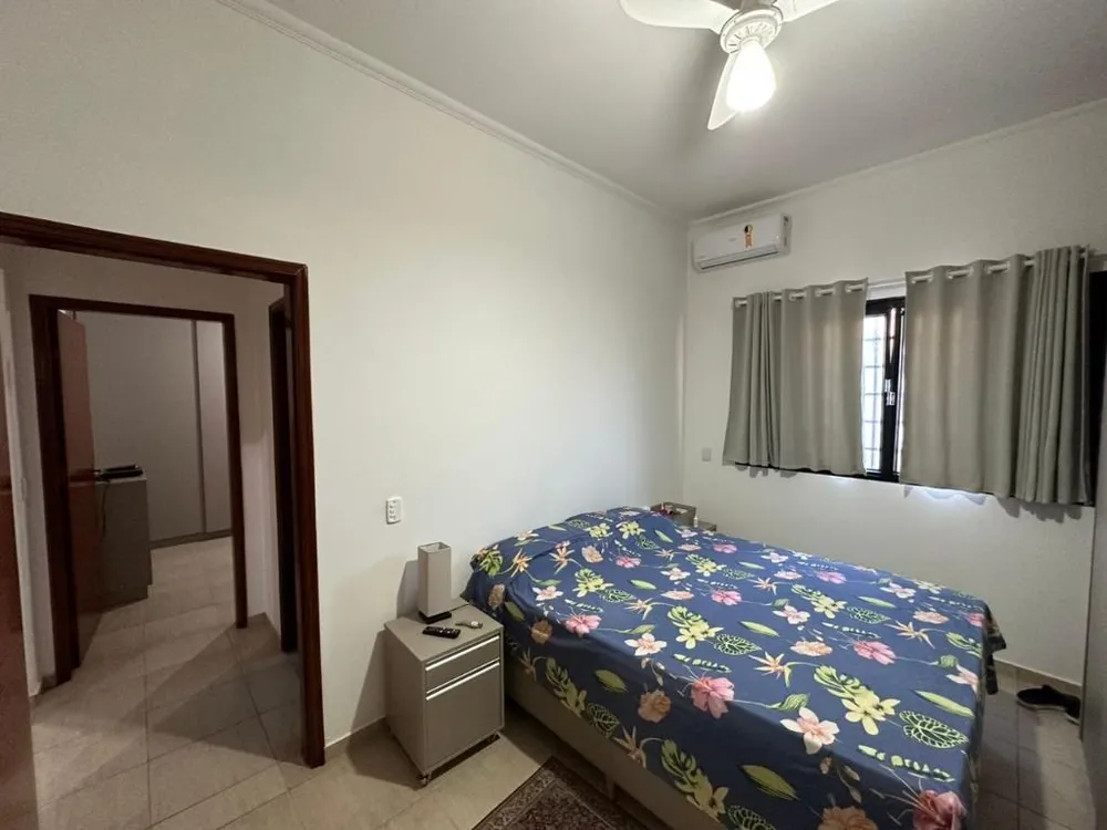 Casa, 2 quartos, 200 m² - Foto 1