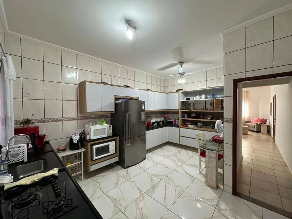 Casa, 2 quartos, 200 m² - Foto 5