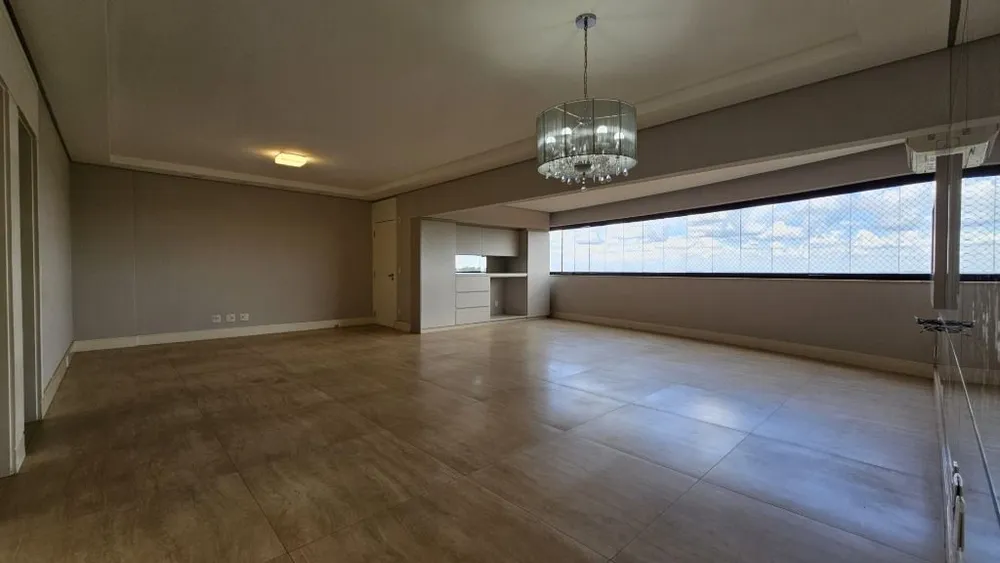 Apartamento, 3 quartos, 157 m² - Foto 1