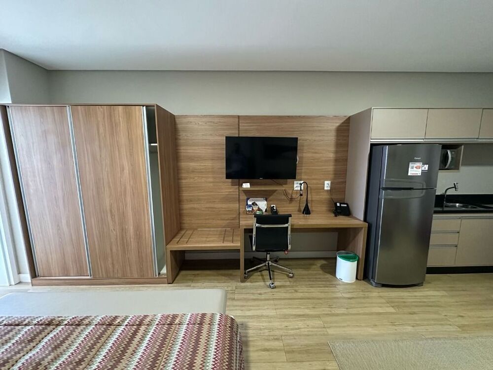 Apartamento à venda com 1 quarto, 42m² - Foto 3