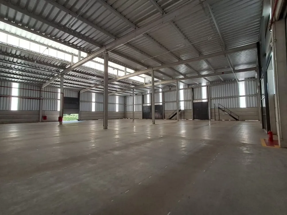Depósito-Galpão, 2400 m² - Foto 1