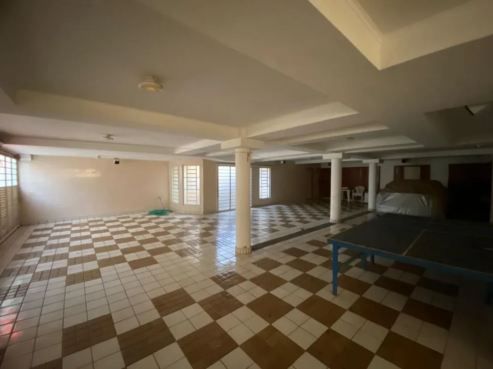 Casa, 4 quartos, 600 m² - Foto 1