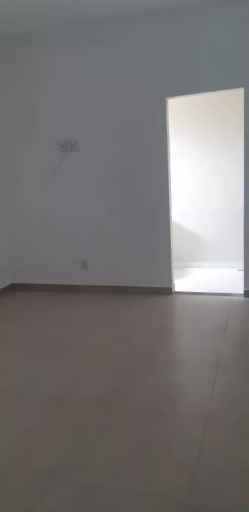 Apartamento à venda com 2 quartos, 69m² - Foto 3