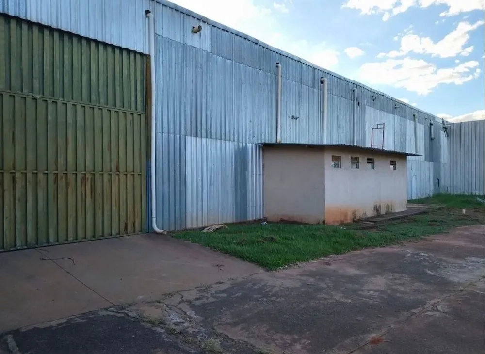 Loja-Salão, 4400 m² - Foto 2