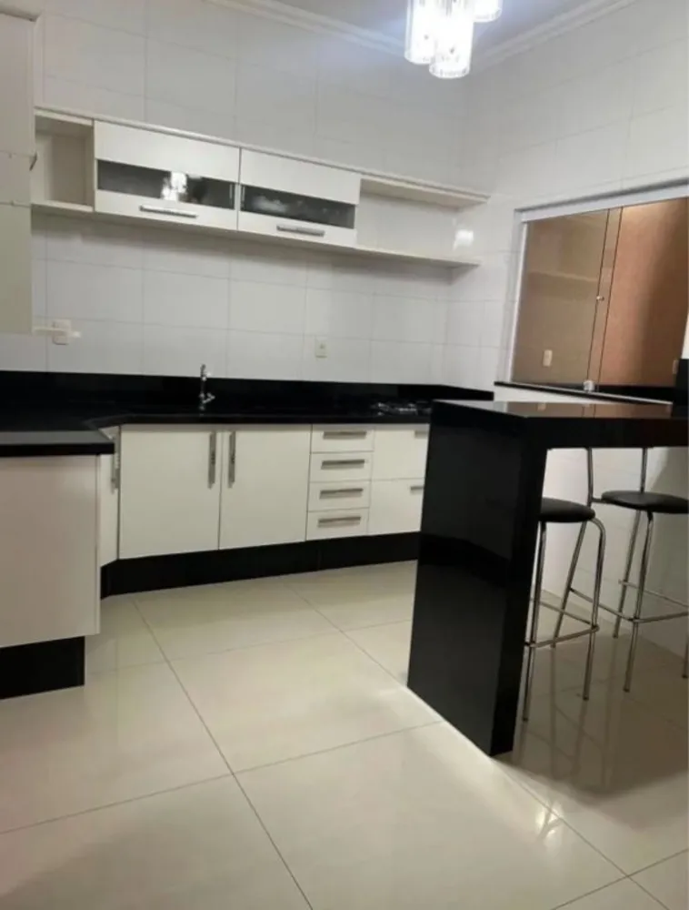 Casa, 3 quartos, 185 m² - Foto 4