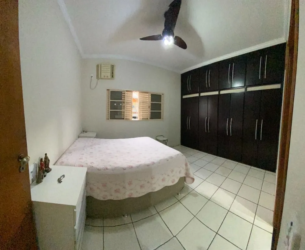 Casa, 4 quartos, 270 m² - Foto 4