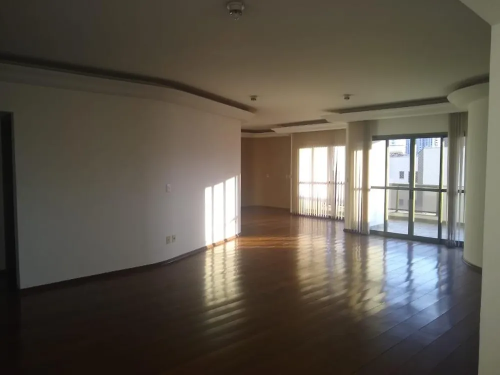 Apartamento, 3 quartos, 200 m² - Foto 4