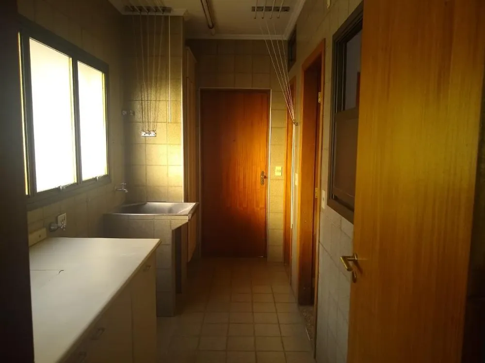 Apartamento, 3 quartos, 200 m² - Foto 1