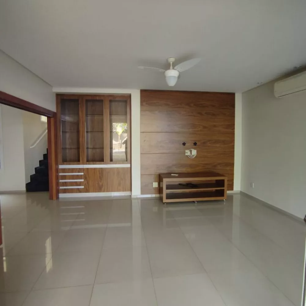 Casa à venda com 4 quartos, 350m² - Foto 4