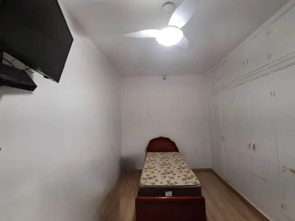 Casa, 3 quartos, 198 m² - Foto 3