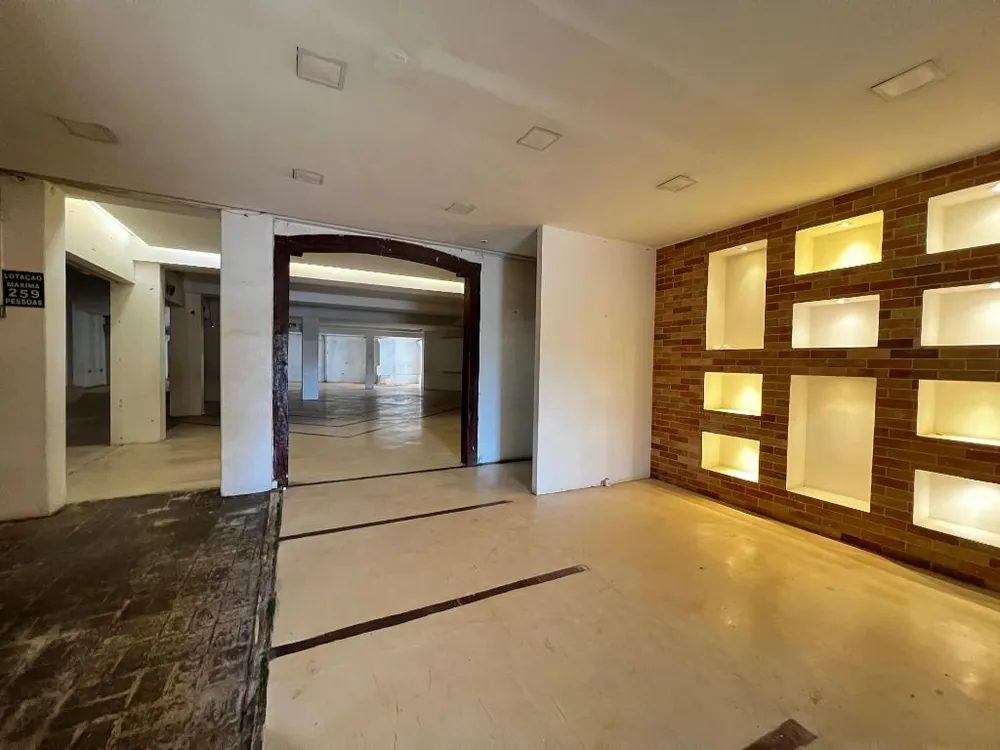 Prédio Inteiro, 648 m² - Foto 1