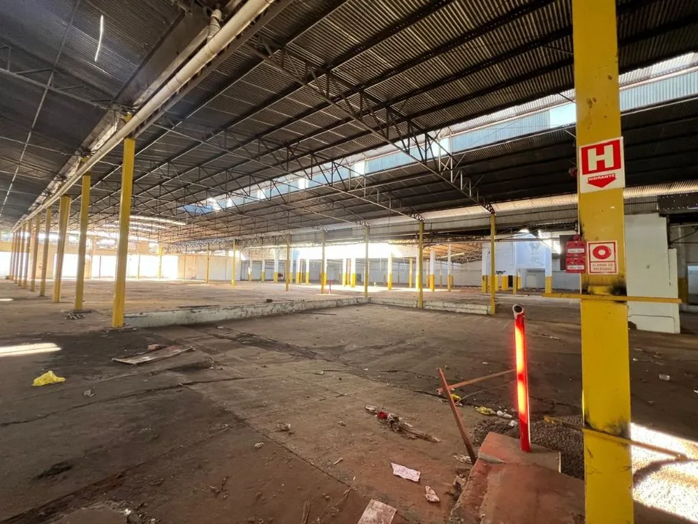Depósito-Galpão, 11000 m² - Foto 1