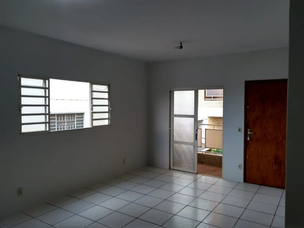 Apartamento, 3 quartos, 124 m² - Foto 2