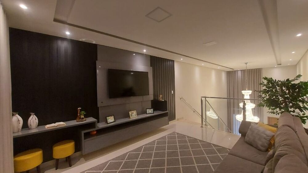 Casa de Condomínio à venda com 3 quartos, 250m² - Foto 1