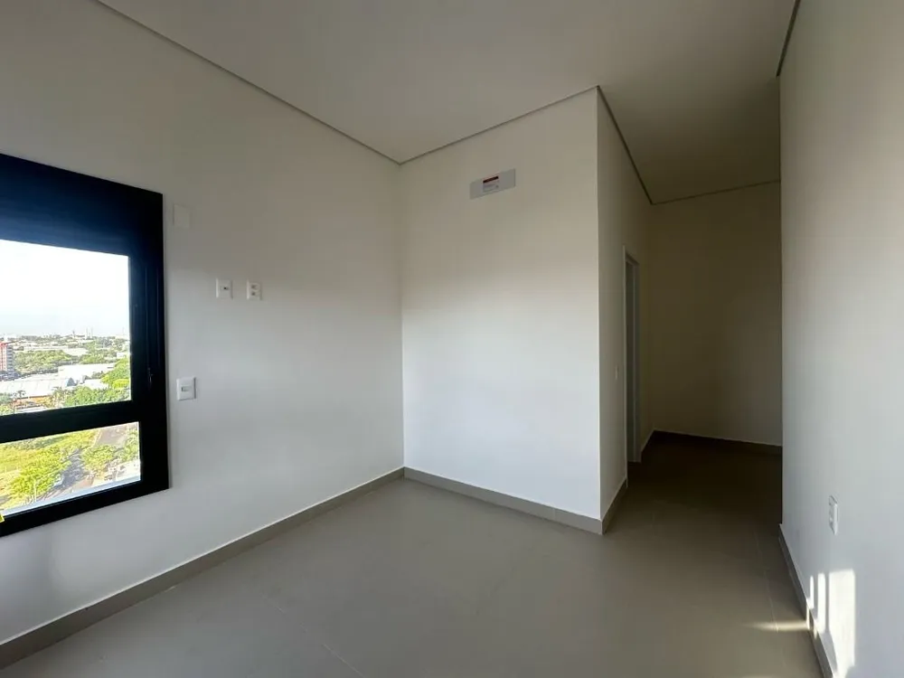 Apartamento, 3 quartos, 216 m² - Foto 3