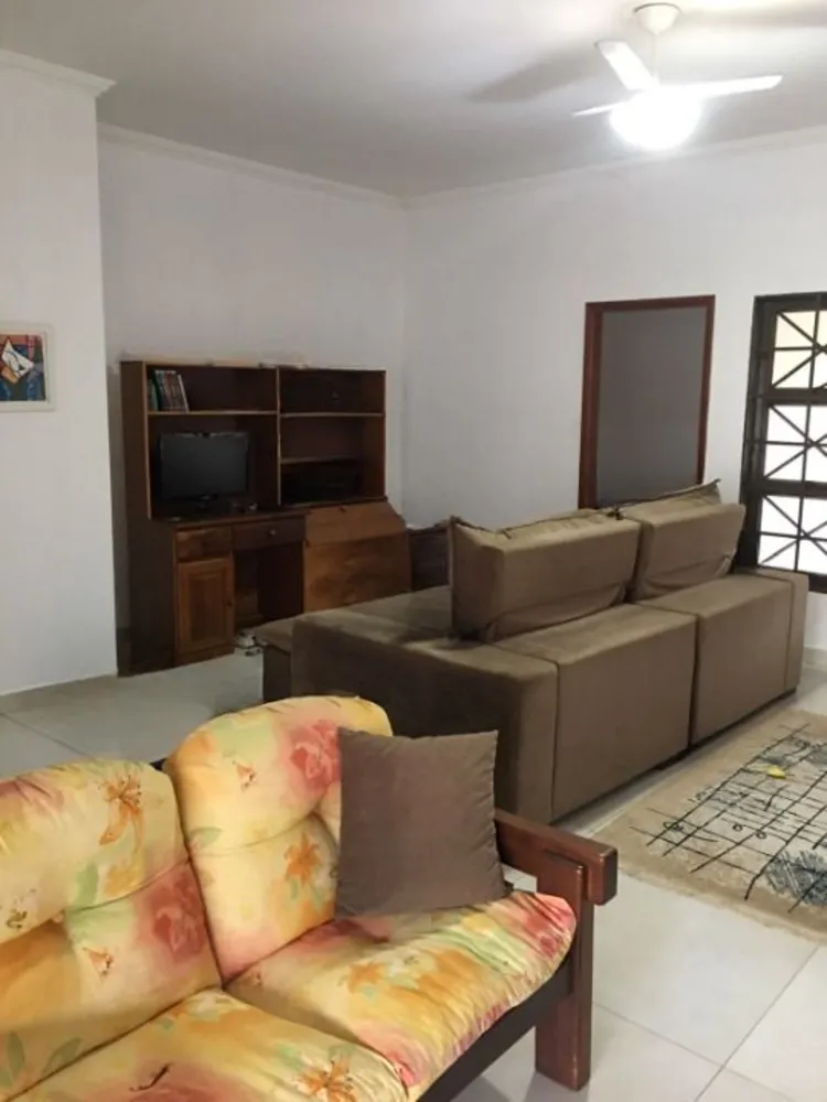 Casa, 3 quartos, 222 m² - Foto 4