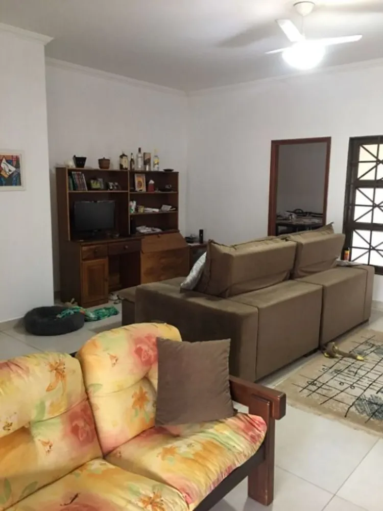 Casa, 3 quartos, 222 m² - Foto 3