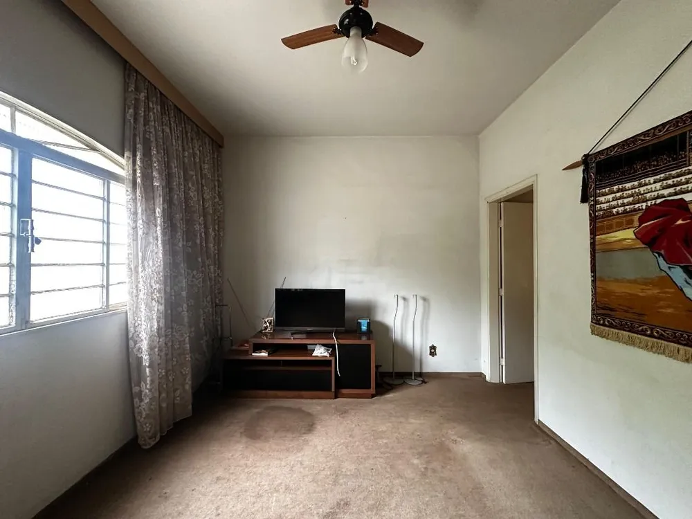 Casa, 3 quartos, 183 m² - Foto 2