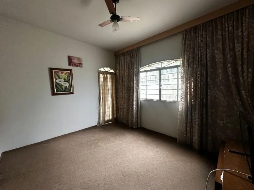 Casa, 3 quartos, 183 m² - Foto 1