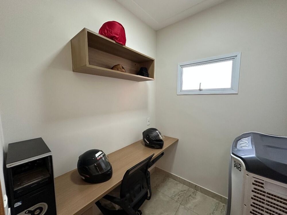 Casa de Condomínio à venda com 4 quartos, 300m² - Foto 5
