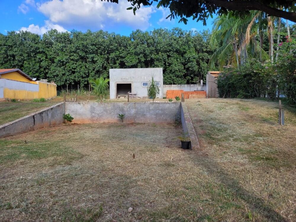 Chácara à venda com 1 quarto, 110m² - Foto 1