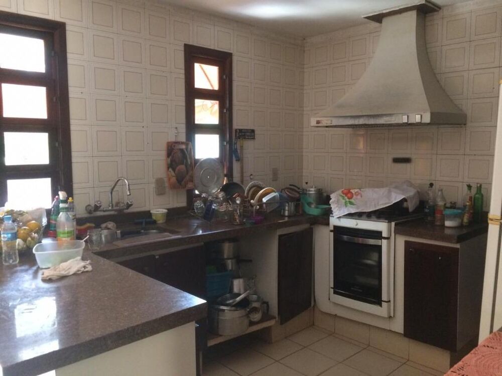 Chácara à venda com 4 quartos, 6657m² - Foto 1