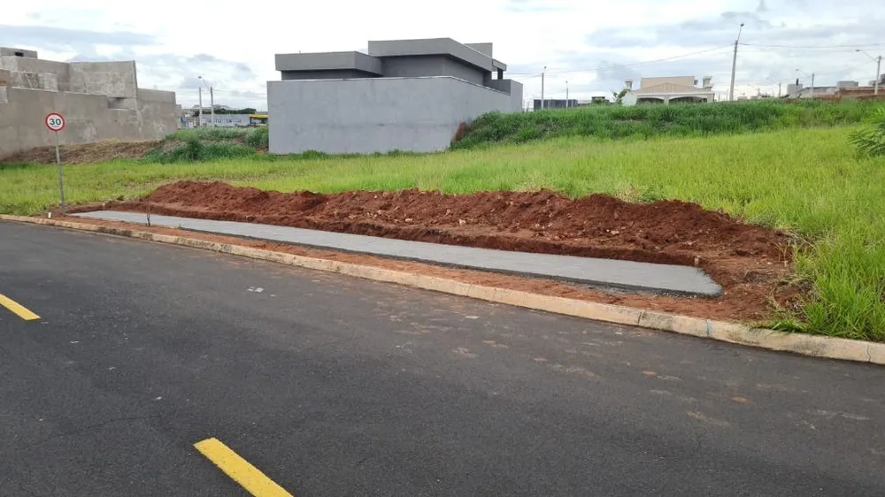 Loteamento e Condomínio, 365 m² - Foto 1