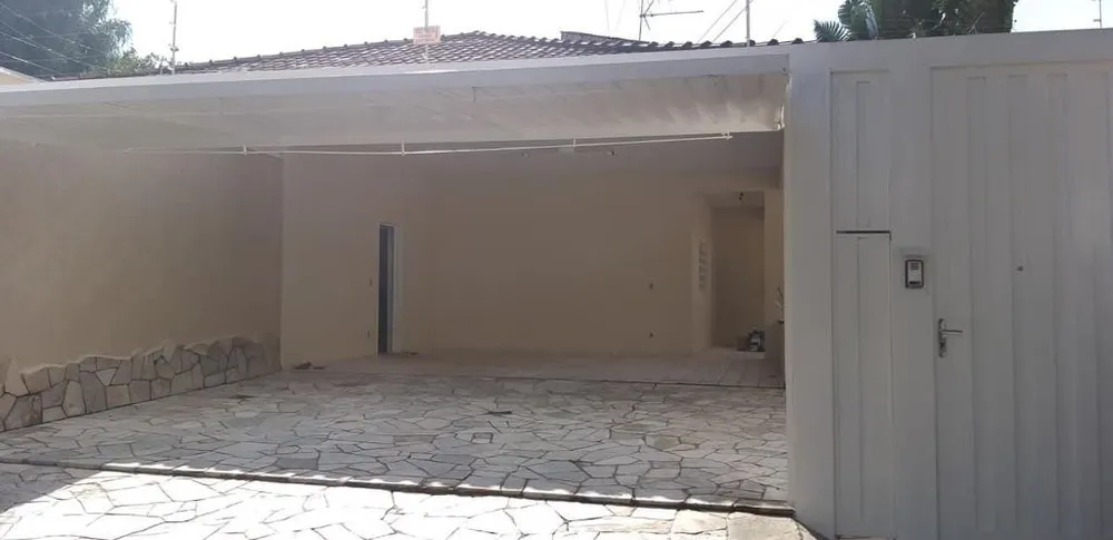 Casa, 3 quartos, 231 m² - Foto 2