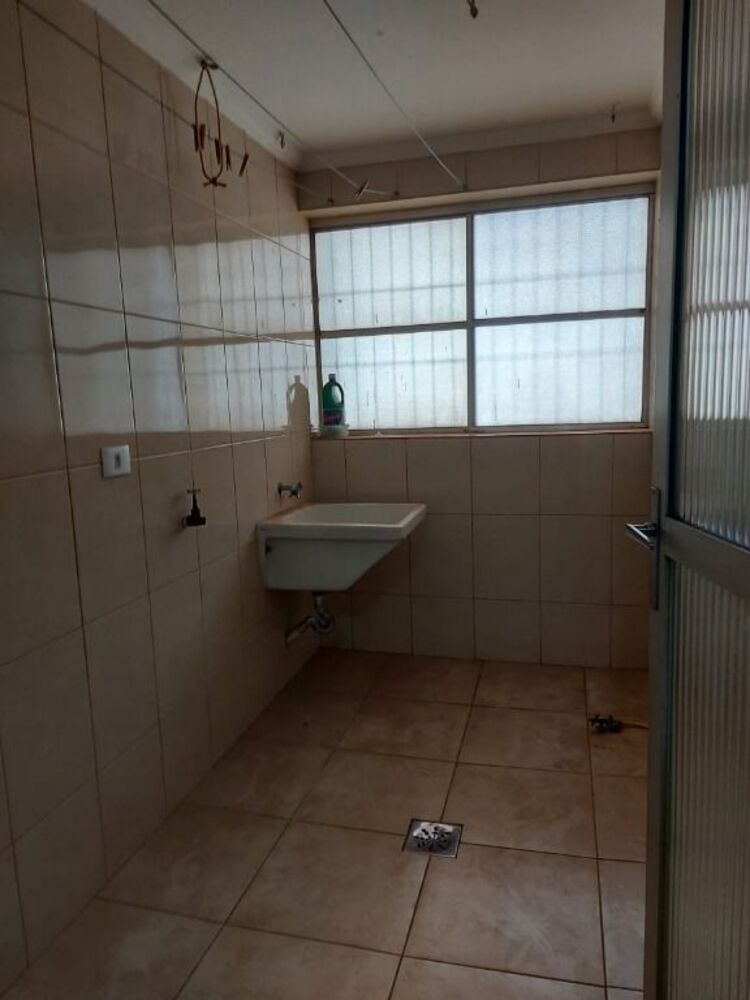 Apartamento à venda com 3 quartos, 98m² - Foto 3