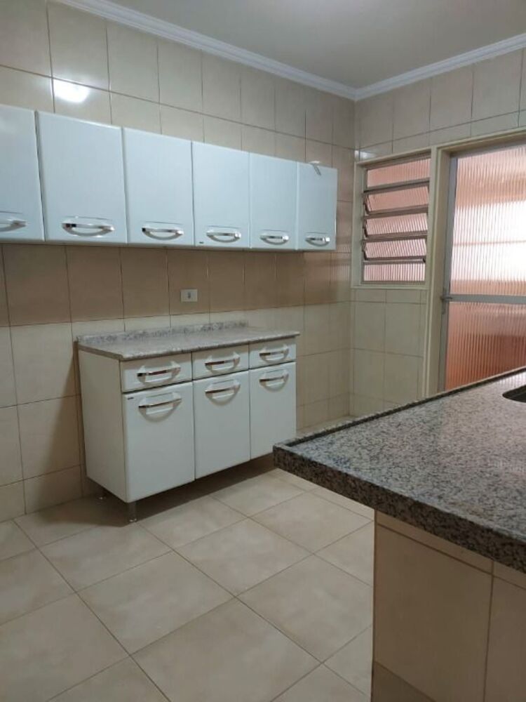 Apartamento à venda com 3 quartos, 98m² - Foto 1