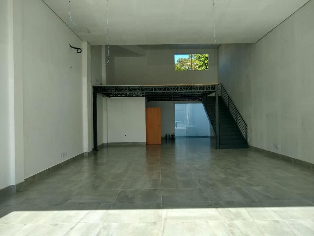 Loja-Salão para alugar, 130m² - Foto 1