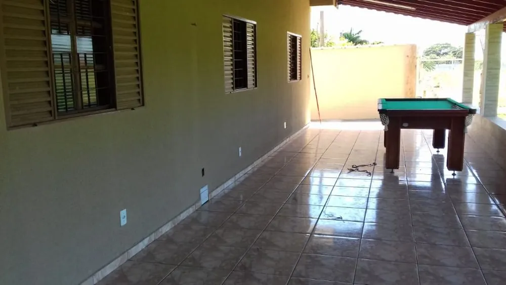 Chácara, 3 quartos, 1400 m² - Foto 1