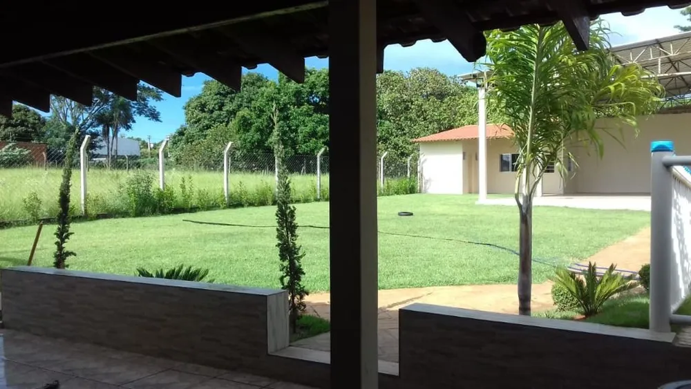 Chácara, 3 quartos, 1400 m² - Foto 2