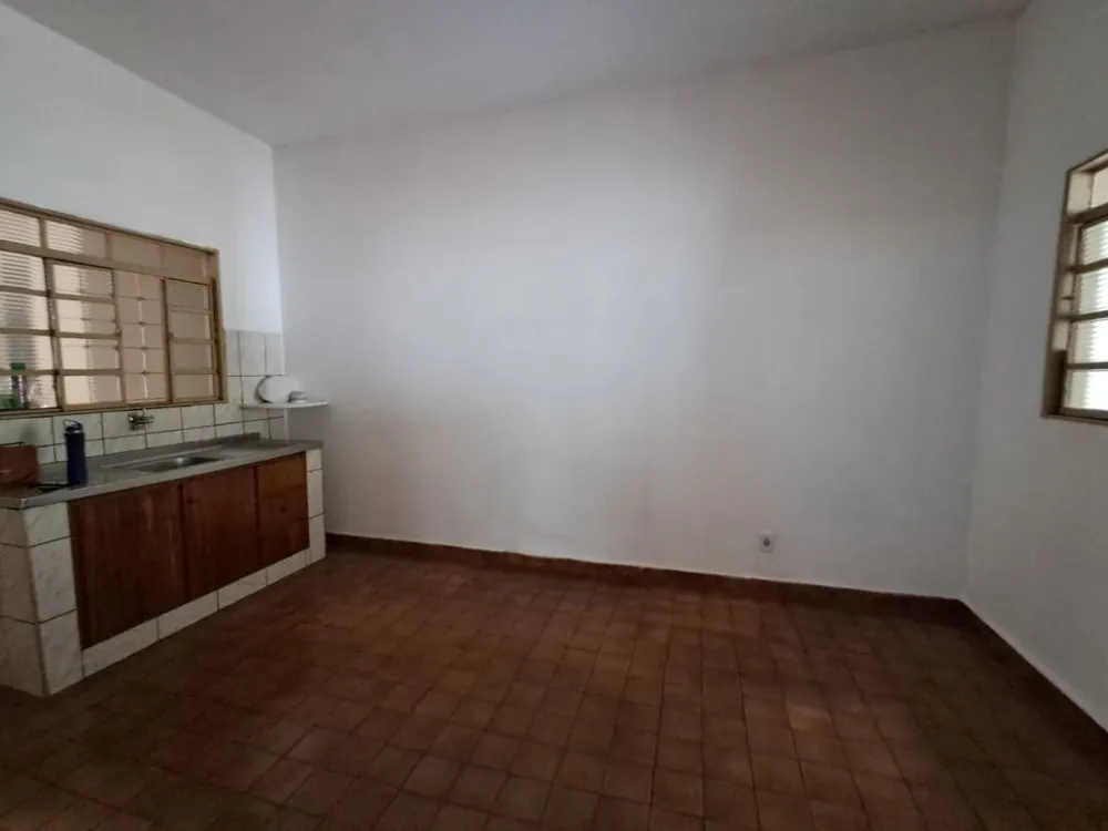 Casa, 2 quartos, 220 m² - Foto 5