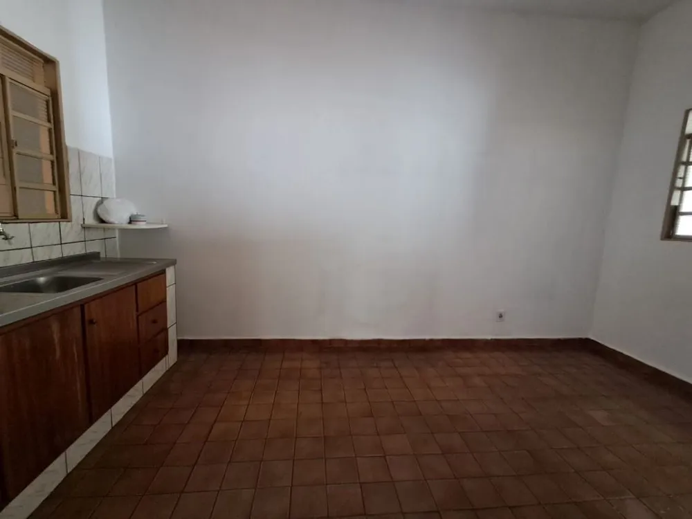 Casa, 2 quartos, 220 m² - Foto 6