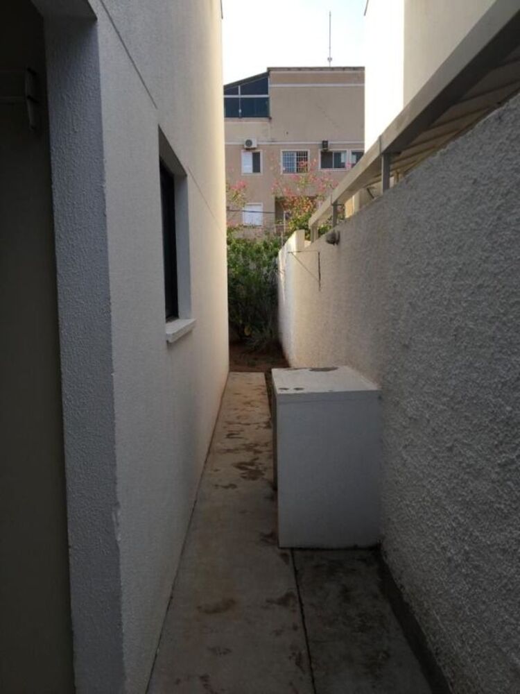 Casa à venda com 3 quartos, 140m² - Foto 2