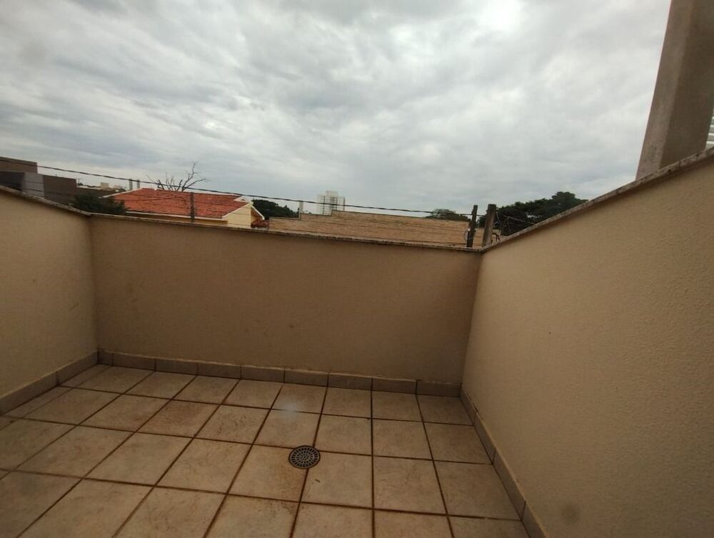 Casa à venda com 3 quartos, 250m² - Foto 13