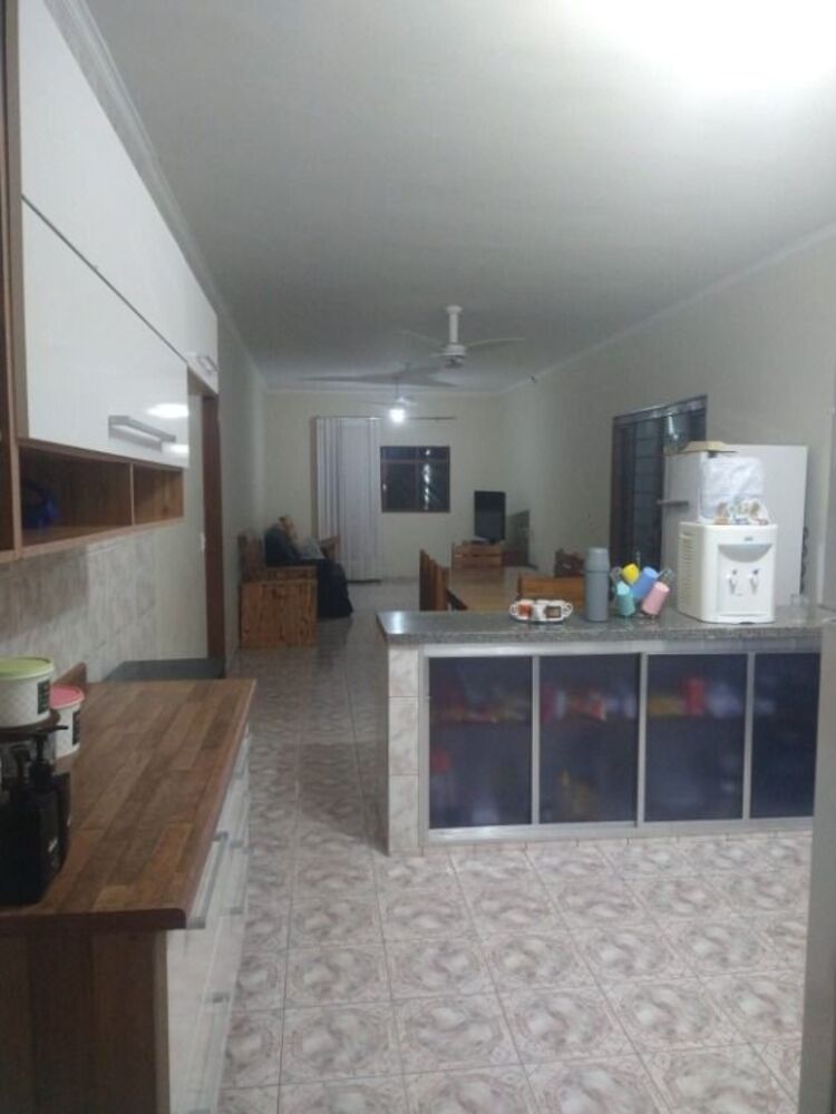 Chácara à venda com 4 quartos, 1000m² - Foto 2