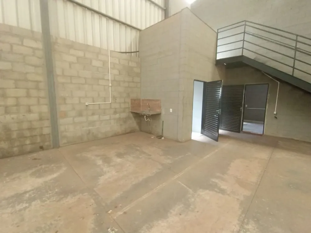 Depósito-Galpão, 600 m² - Foto 4