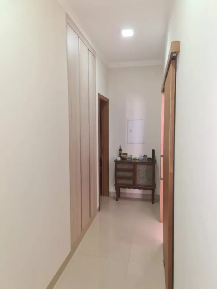 Casa de Condomínio à venda com 3 quartos, 215m² - Foto 8