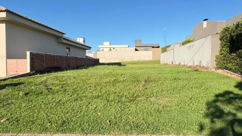 Loteamento e Condomínio, 405 m² - Foto 1