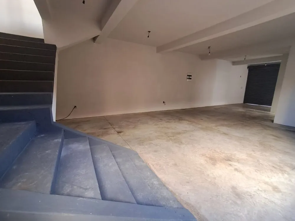 Loja-Salão, 180 m² - Foto 1