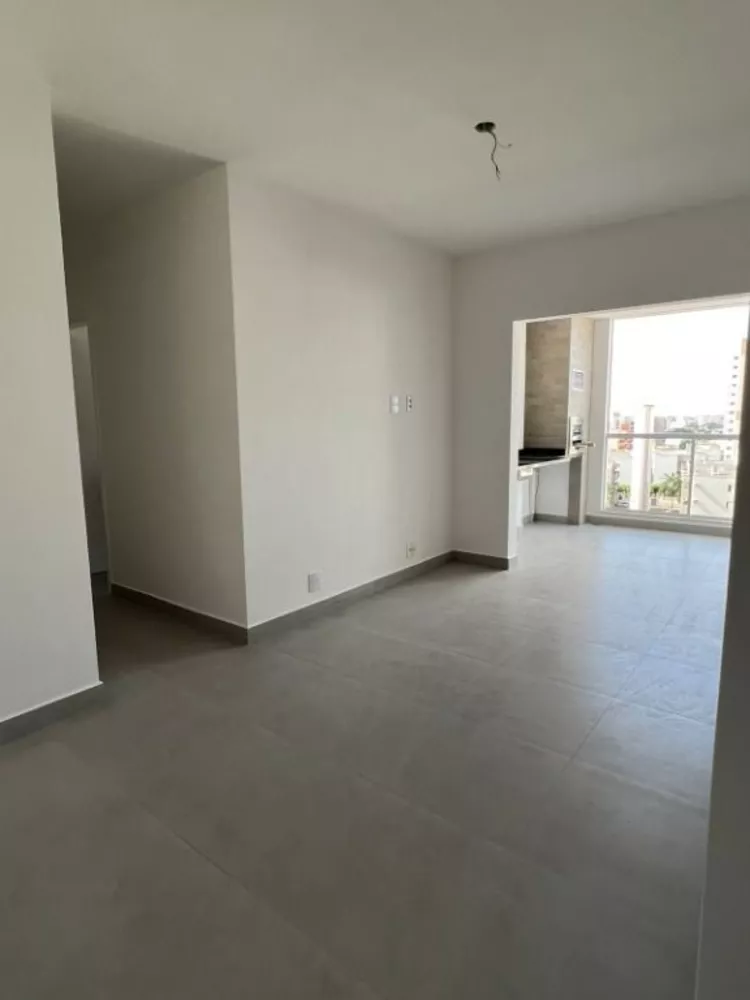 Apartamento à venda com 2 quartos, 63m² - Foto 7