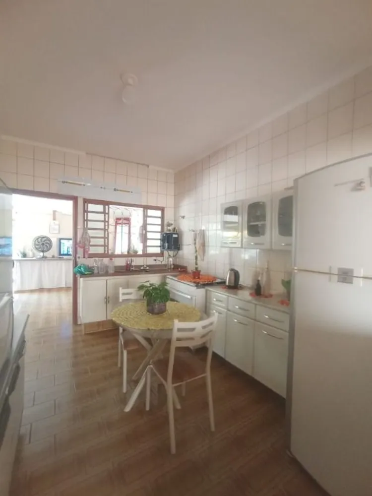 Casa, 3 quartos, 188 m² - Foto 5