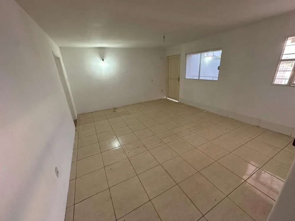 Casa, 3 quartos, 251 m² - Foto 2