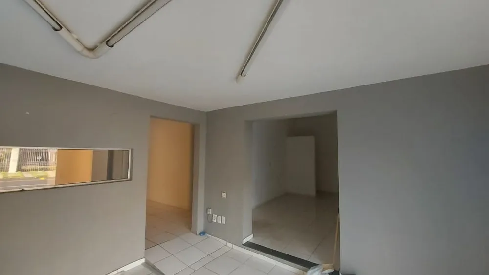 Casa, 3 quartos, 217 m² - Foto 2