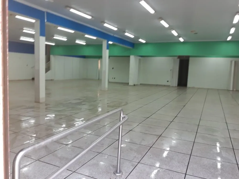 Loja-Salão, 360 m² - Foto 1