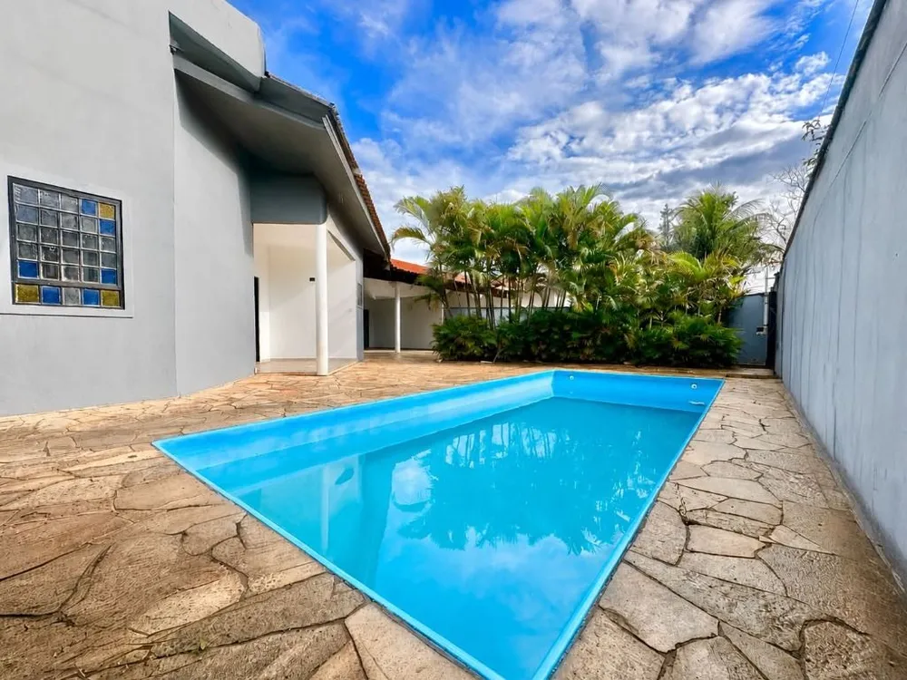 Casa, 3 quartos, 200 m² - Foto 3