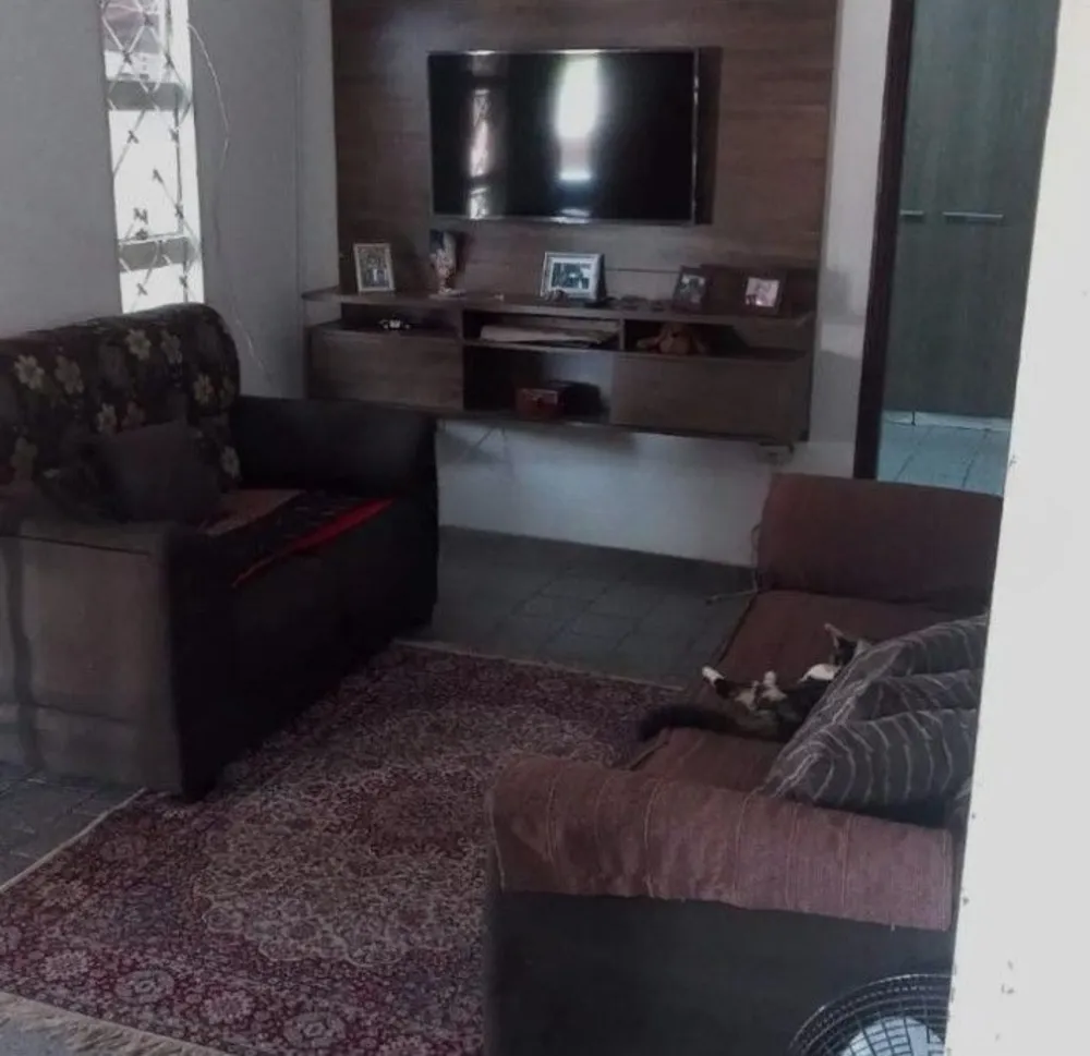 Casa, 3 quartos, 70 m² - Foto 1