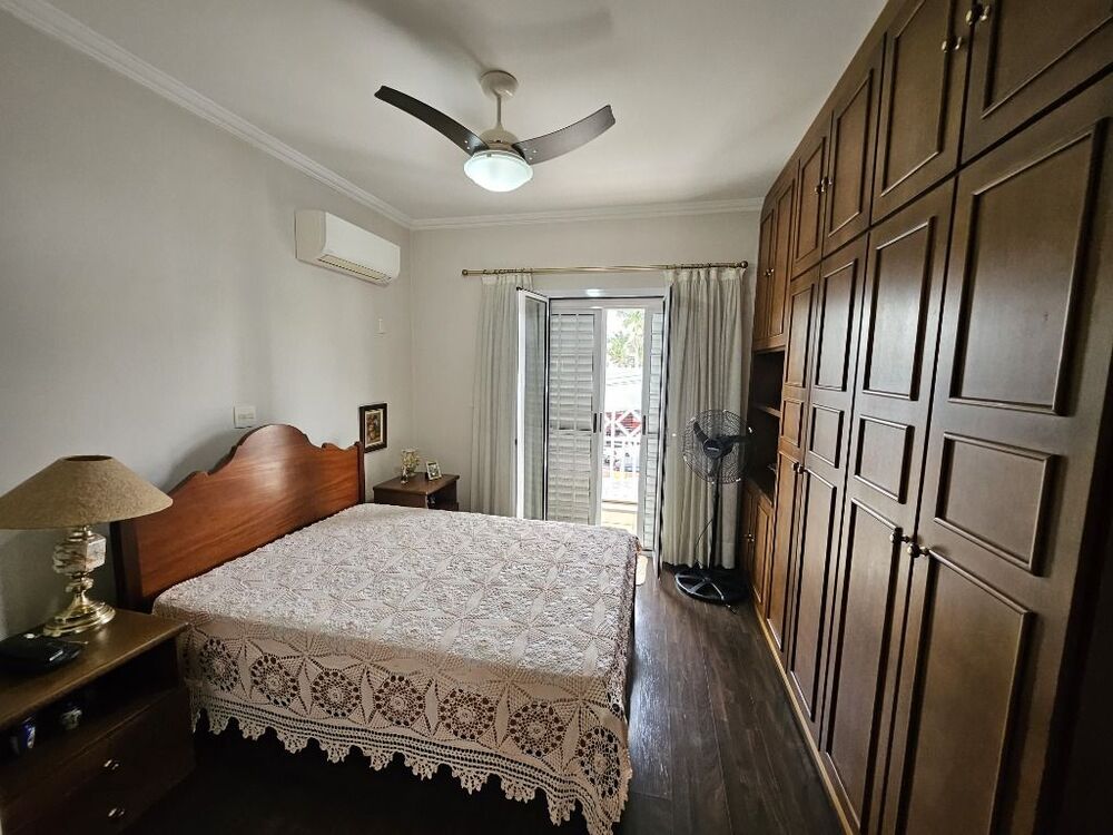 Casa à venda com 3 quartos, 161m² - Foto 9